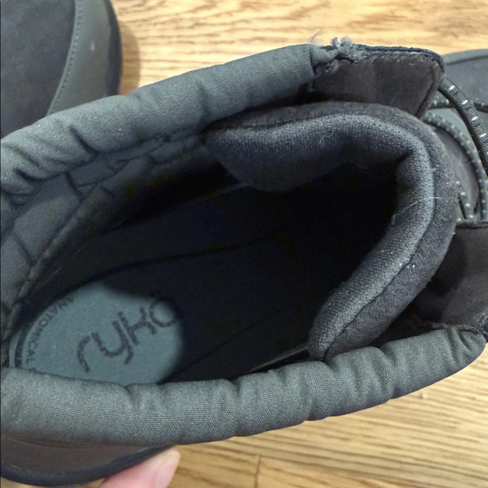 Ryka Amanda Cold Weather Hiking Boots Womens 9 Dark Green Excellent Condition